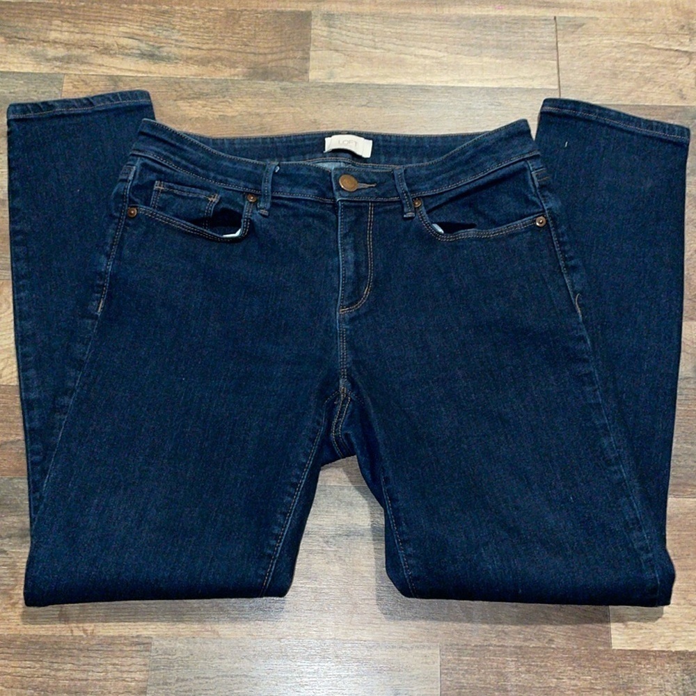 NWOT LOFT Curvy Skinny Jeans. Size 6